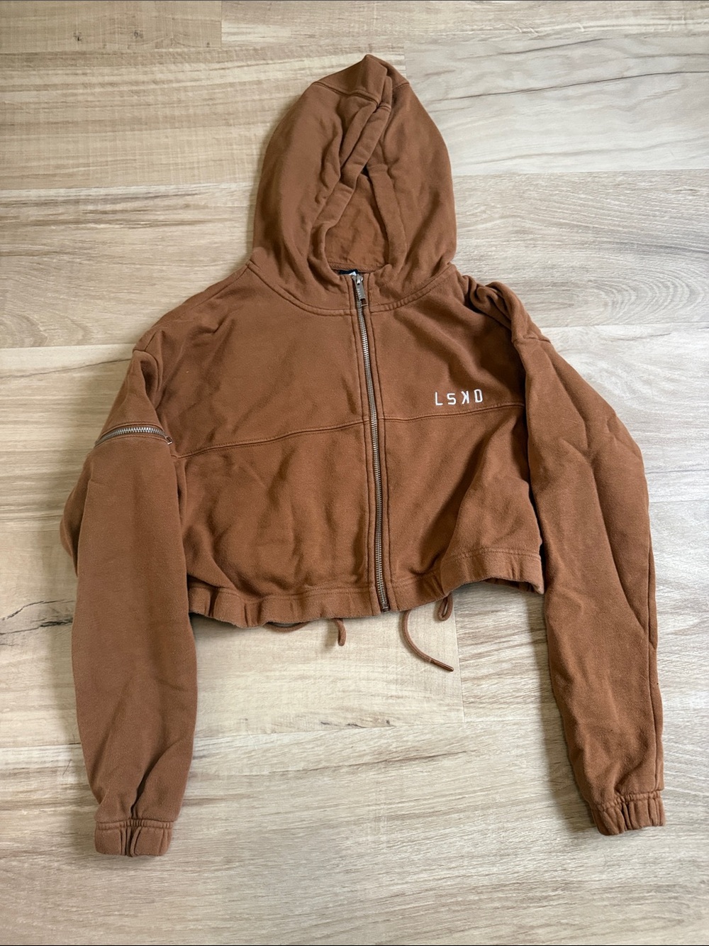 LSKD Cropped Zip-Up Hoodie in Rust Brown